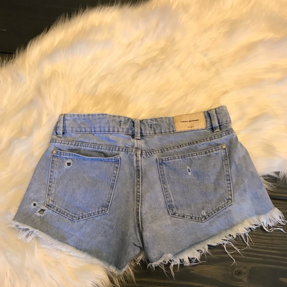 Zara Trafaluc Denimwear Shorts 2.5” Destructed